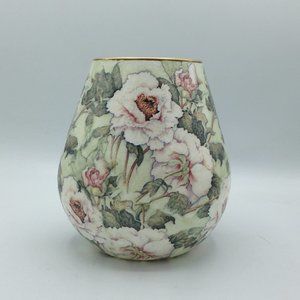 Dusty Green/Pale Pink Roses on a 6" Bell Shaped Vase